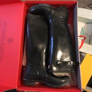 Hunter Tall Rainboots Size 10